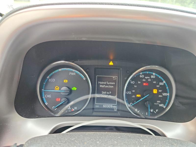 Photo 9 from auction – 2018 TOYT RAV4 with VIN JTMRJREV6JD252696