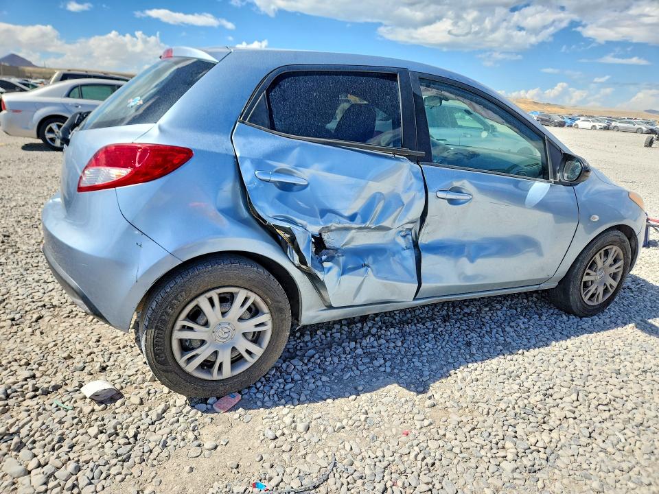 Снимка 3 от търг – 2013 MAZDA MAZDA 2 с VIN JM1DE1KY1D0154816
