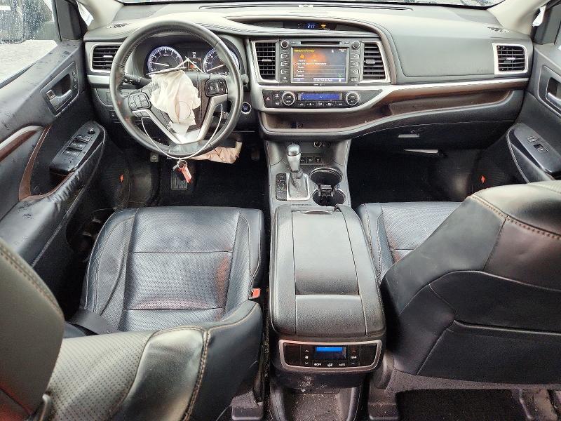 Снимка 8 от търг – 2014 TOYOTA HIGHLANDER с VIN 5TDDKRFHXES071188