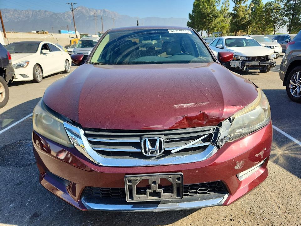Photo 5 from auction – 2014 HONDA ACCORD with VIN 1HGCR2F31EA085434