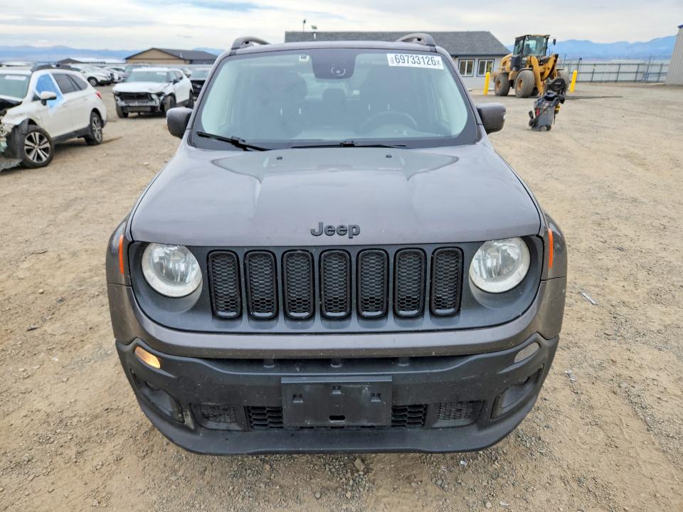 Photo 5 from auction – 2016 JEEP RENEGADE with VIN ZACCJBBT0GPD39472