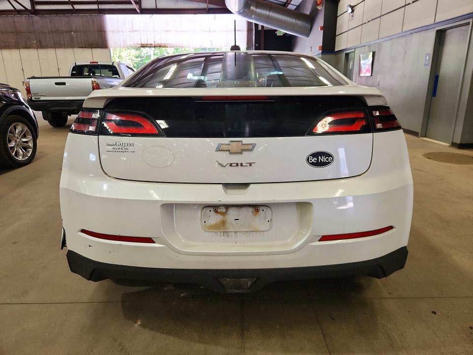 Photo 6 from auction – 2015 CHEVROLET VOLT with VIN 1G1RD6E40FU134754