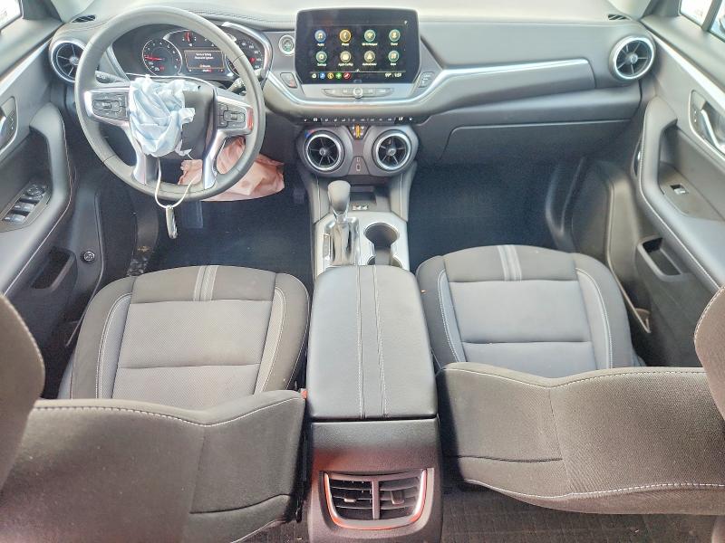 Photo 8 from auction – 2023 CHEVROLET BLAZER with VIN 3GNKBCR49PS226753