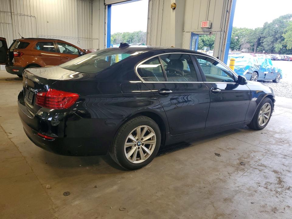 Photo 3 from auction – 2015 BMW 528 with VIN WBA5A7C58FD621679