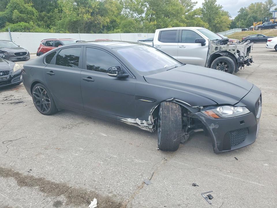 Foto 4 de la subasta – 2017 JAGUAR XF con VIN SAJBJ4BV6HCY30970