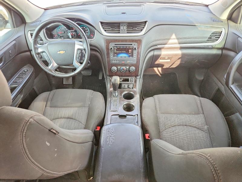 Photo 8 from auction – 2017 CHEVROLET TRAVERSE with VIN 1GNKRGKD6HJ133317