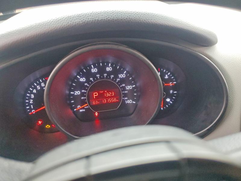 Foto 9 de la subasta – 2015 KIA SOUL con VIN KNDJP3A55F7136457
