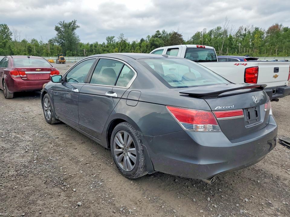 Photo 2 from auction – 2011 HONDA ACCORD with VIN 1HGCP3F8XBA008791