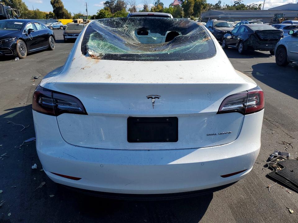 Photo 6 from auction – 2019 TESLA MODEL 3 with VIN 5YJ3E1EB8KF187569