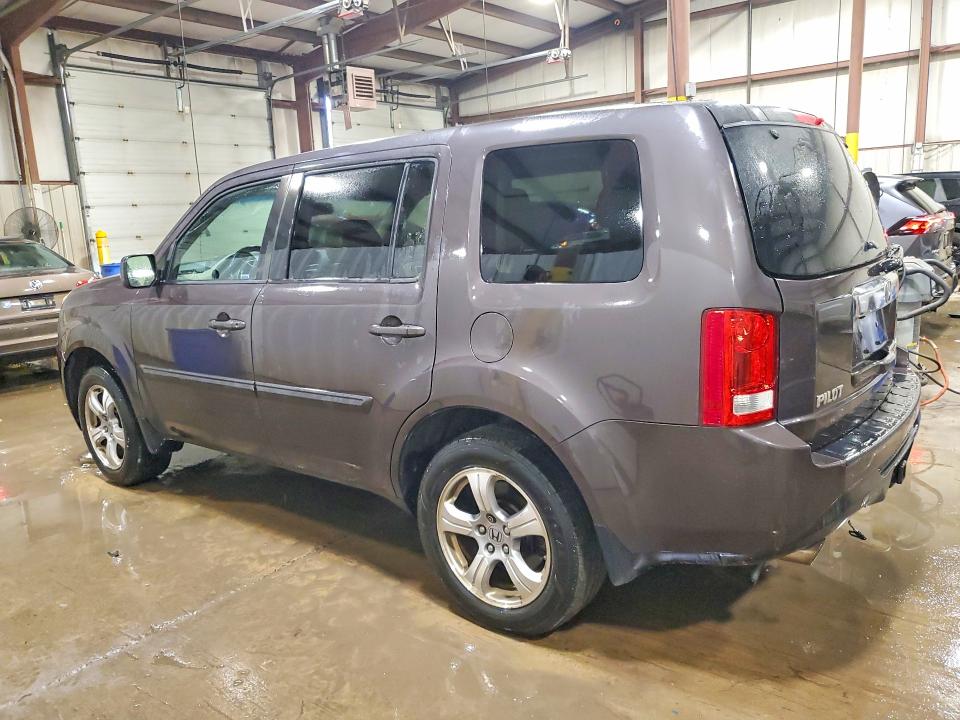Снимка 2 от търг – 2013 HONDA PILOT с VIN 5FNYF4H57DB020102