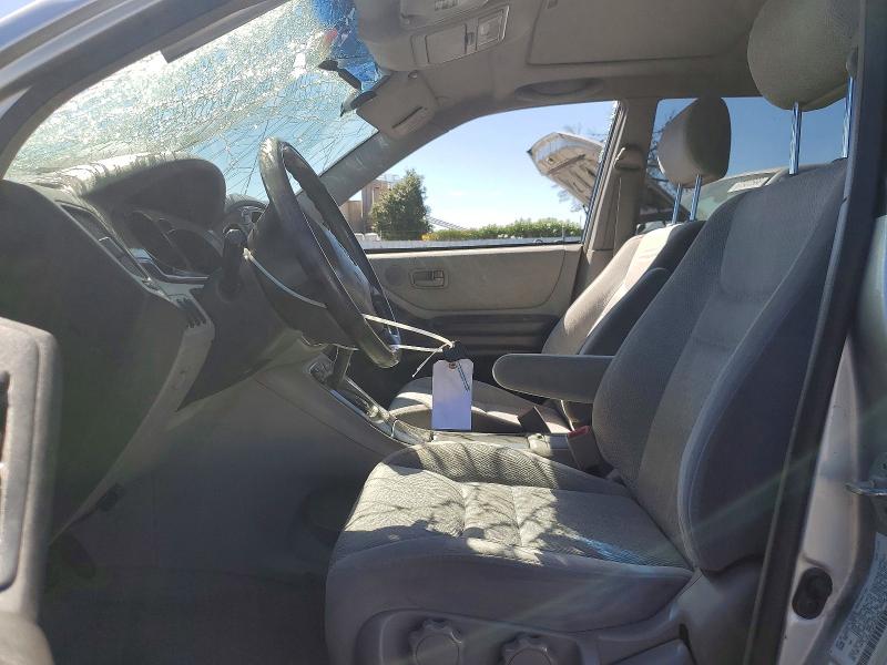 Photo 7 from auction – 2002 TOYOTA HIGHLANDER with VIN JTEGF21A120035466