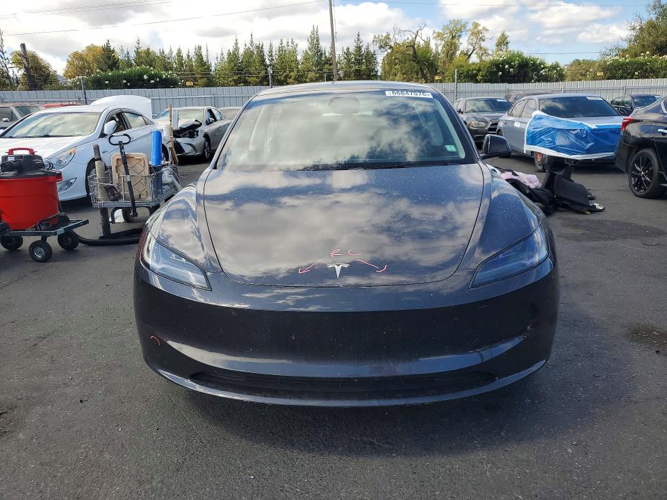Снимка 5 от търг – 2024 TESLA MODEL 3 с VIN 5YJ3E1EA7RF825621