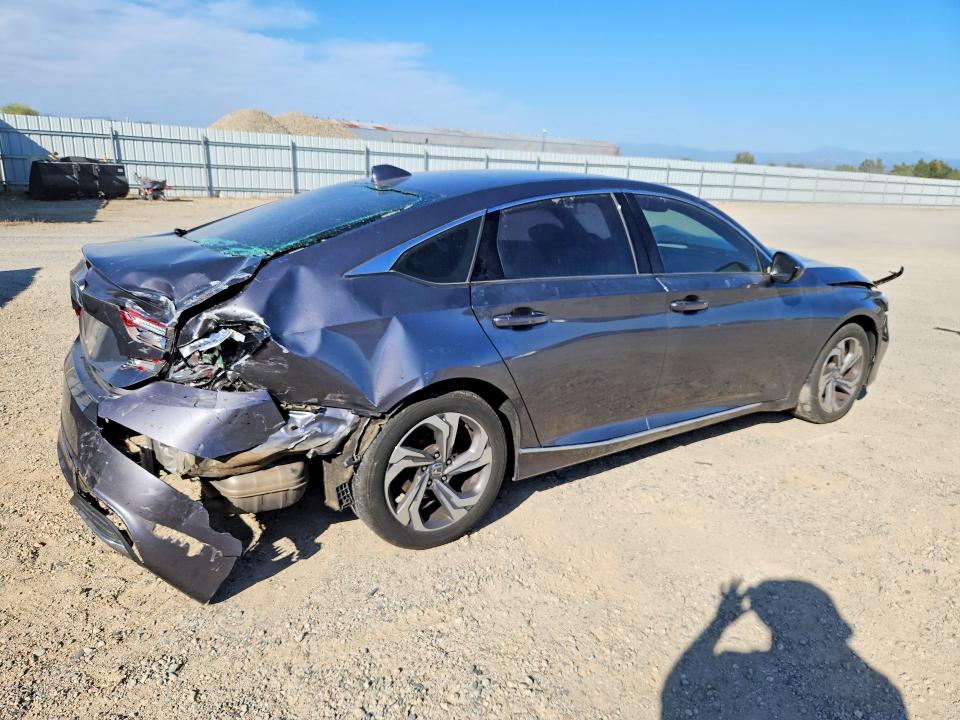 Photo 3 from auction – 2018 HONDA ACCORD with VIN 1HGCV1F40JA175330