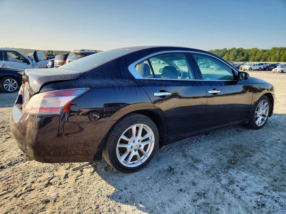 Photo 3 from auction – 2013 NISSAN MAXIMA with VIN 1N4AA5AP3DC815782