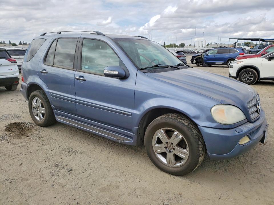 Photo 4 from auction – 2005 MERCEDES-BENZ ML with VIN 4JGAB57E85A547530