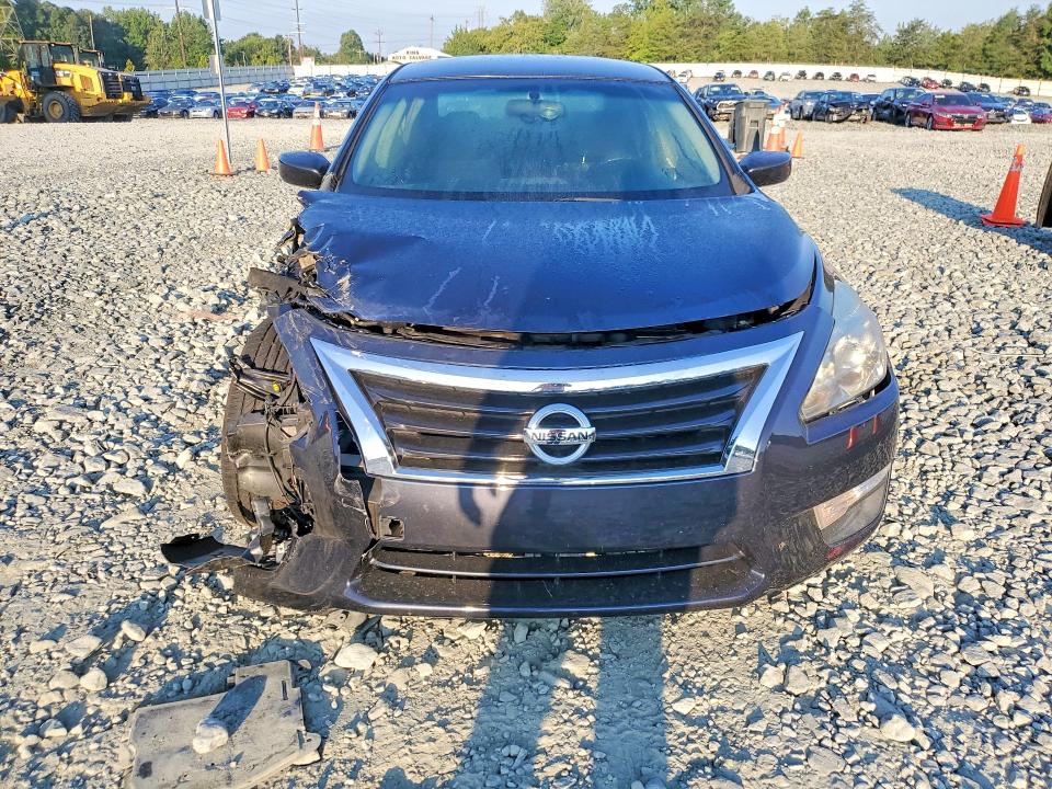 Photo 5 from auction – 2013 NISSAN ALTIMA with VIN 1N4AL3AP8DC101726