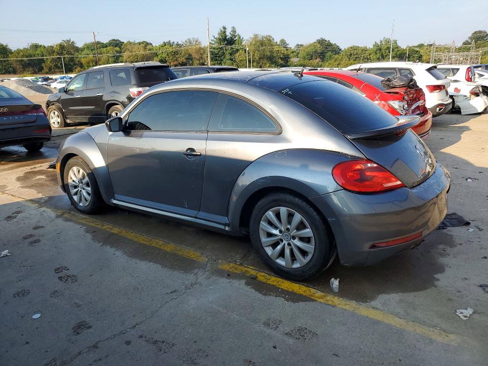 Photo 2 from auction – 2018 VOLKSWAGEN BEETLE with VIN 3VWFD7AT2JM709931