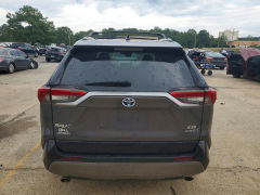 Photo 6 from auction – 2019 TOYOTA RAV4 with VIN 2T3EWRFV7KW010874
