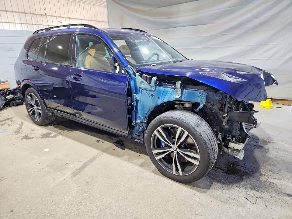 Photo 4 from auction – 2024 BMW X7 with VIN 5UX23EM01R9S40446