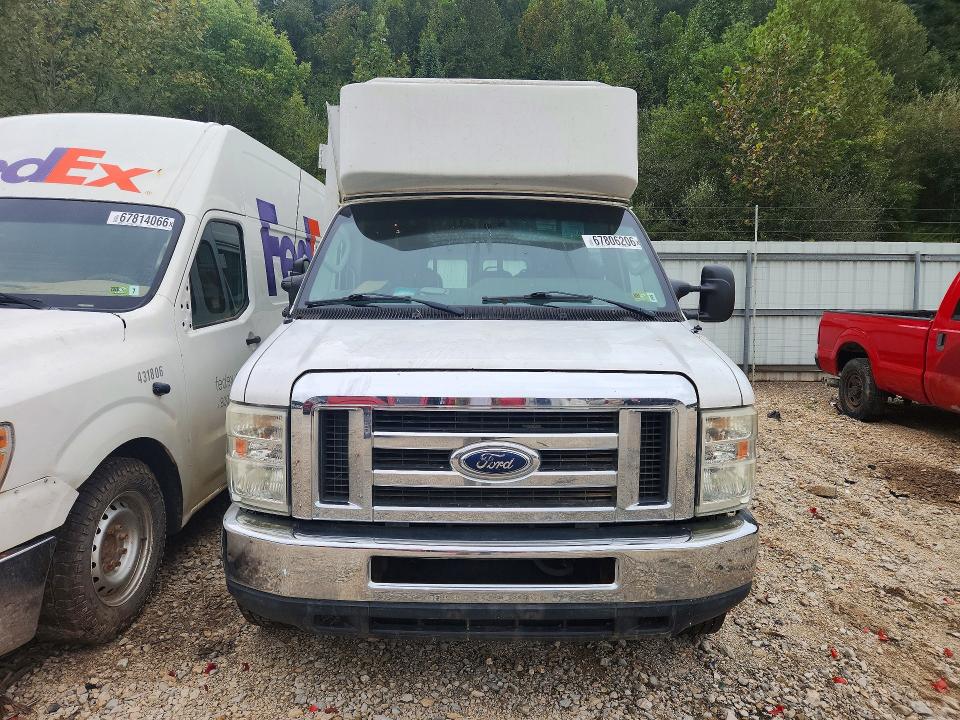 Photo 5 from auction – 2013 FORD E-350 with VIN 1FTDS3EL8DDA47680
