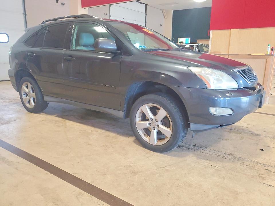 Photo 4 from auction – 2005 LEXUS RX with VIN 2T2HA31U85C073743