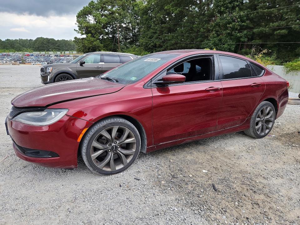 CHRYSLER 200 2015 z numerem VIN 1C3CCCDG9FN673902 - Zdjęcie z aukcji