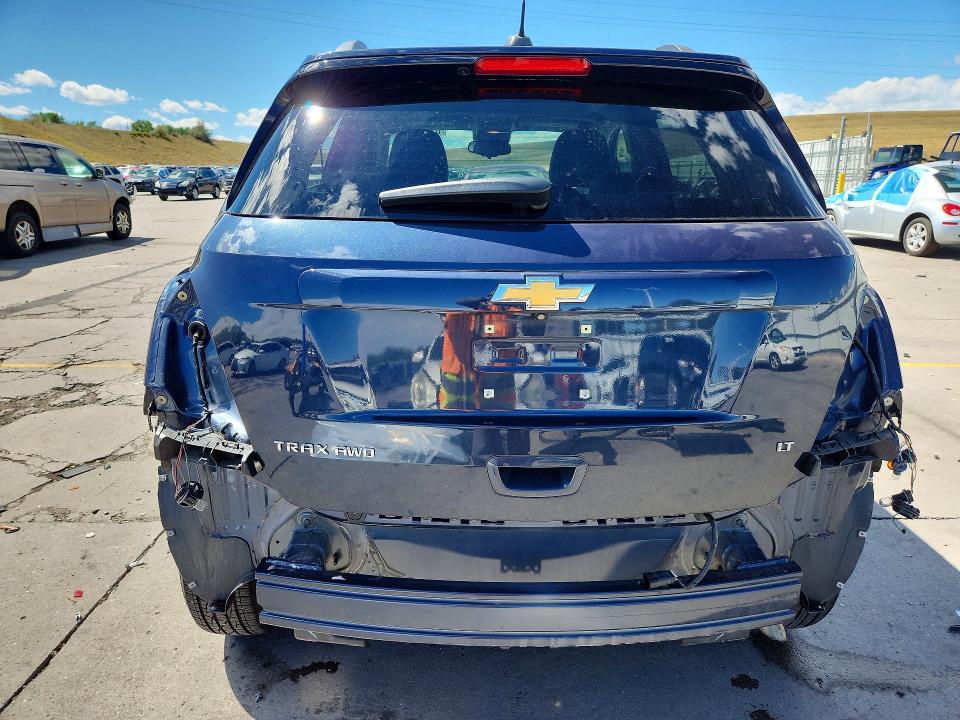 Photo 6 from auction – 2019 CHEVROLET TRAX with VIN 3GNCJPSBXKL136473