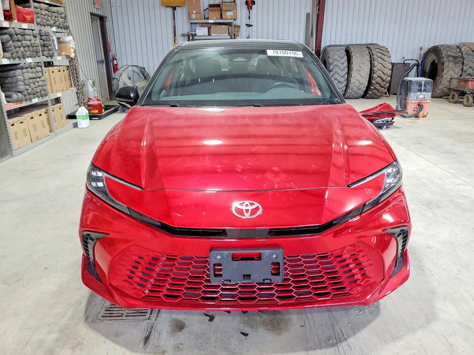 Zdjęcie 5 z aukcji – 2026 TOYOTA CAMRY z VIN 4T1DAACK5TU226724