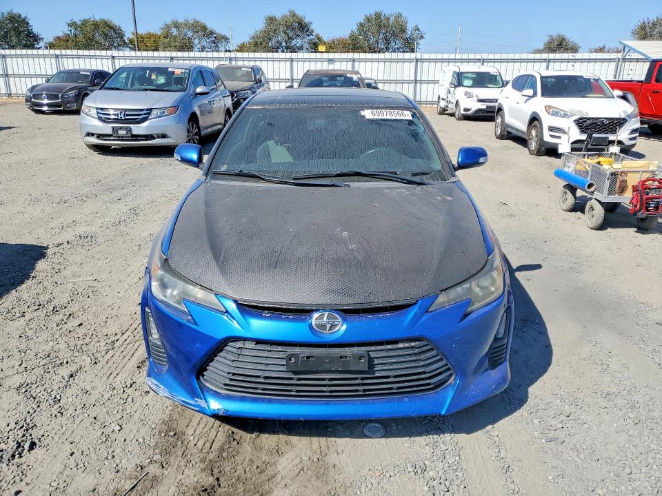 Foto 5 de la subasta – 2015 SCION TC con VIN JTKJF5C7XFJ009499