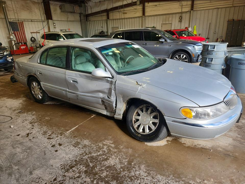 Снимка 4 от търг – 2000 LINCOLN CONTINENTAL с VIN 1LNHM97V7YY853999