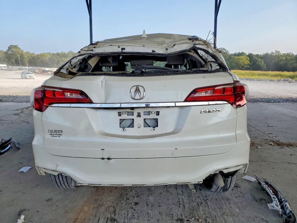 Photo 6 from auction – 2018 ACURA RDX with VIN 5J8TB3H39JL011670