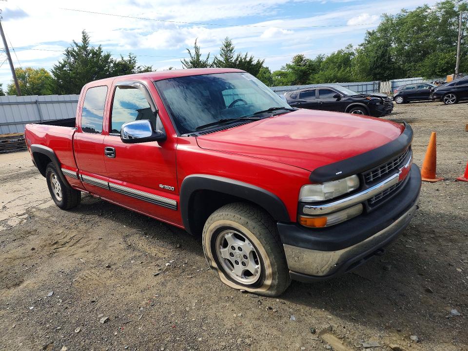 Photo 4 from auction – 2001 CHEVROLET SILVERADO with VIN 1GCEK19T91E141169