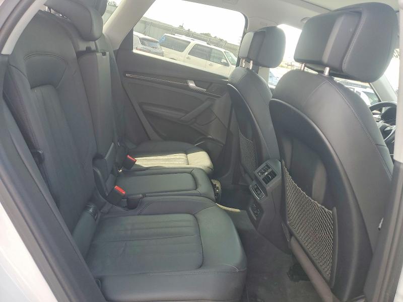 Снимка 11 от търг – 2020 AUDI Q5 с VIN WA1BNAFY8L2057109