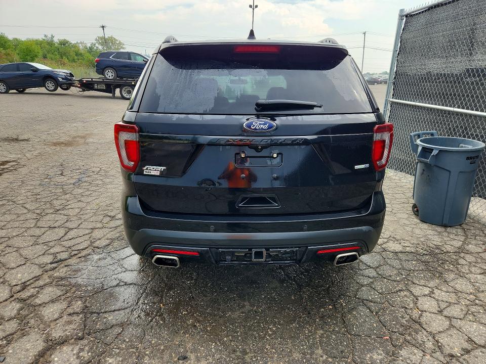 Photo 6 from auction – 2017 FORD EXPLORER with VIN 1FM5K8GT8HGD02357