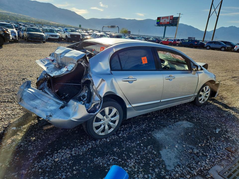 Photo 3 from auction – 2009 HONDA CIVIC with VIN 19XFA16599E047127