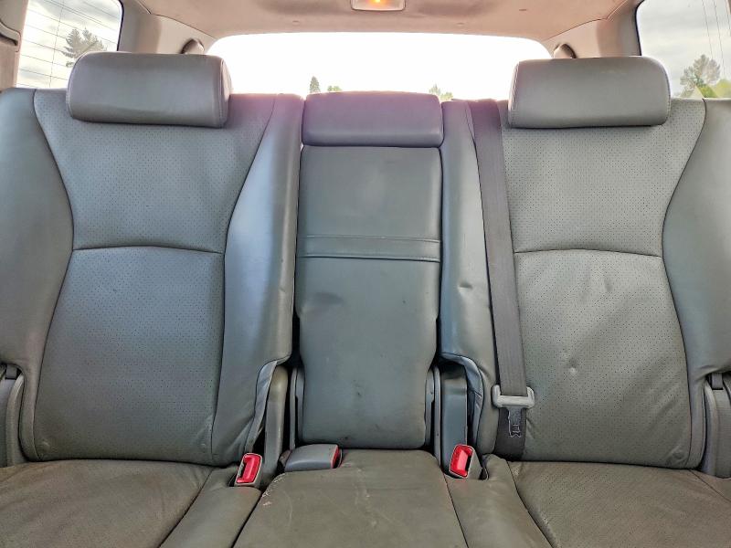 Фото 10 с аукциона – 2006 TOYOTA HIGHLANDER с VIN JTEEP21A160175253