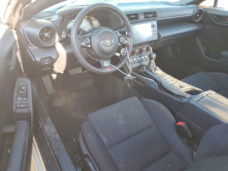 Photo 8 from auction – 2024 TOYOTA GR86 with VIN JF1ZNBB16R8758391