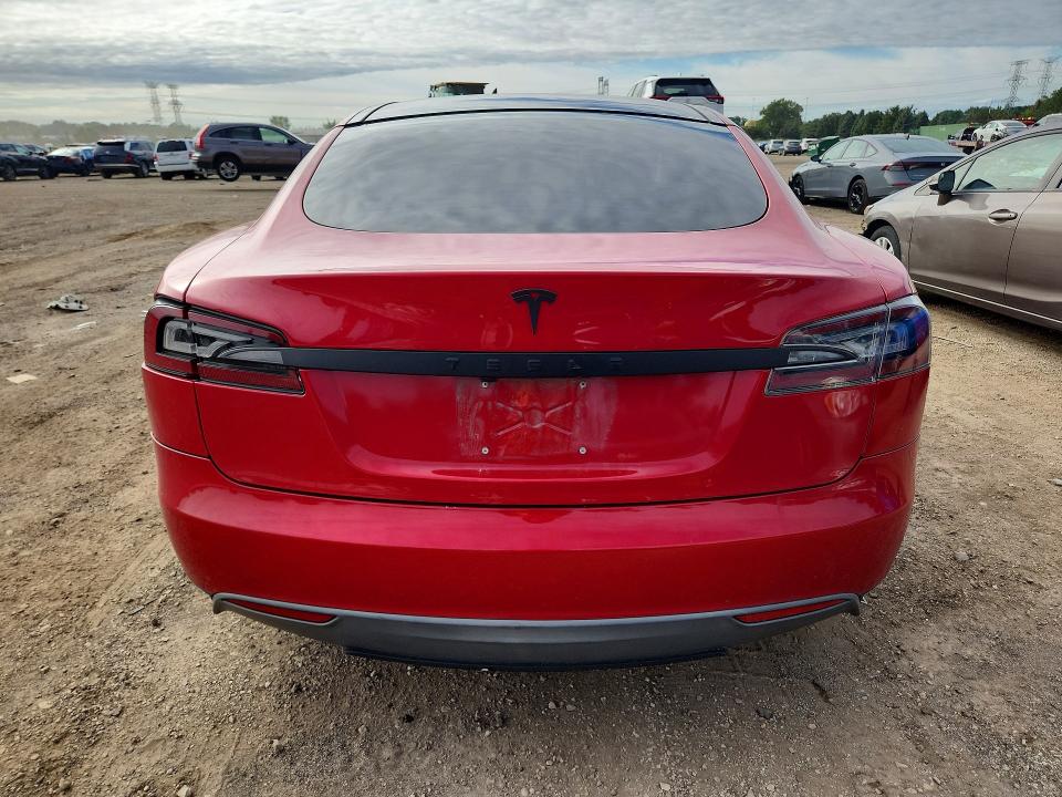 صورة رقم 6 من المزاد - 2012 TESLA MODEL S مع VIN 5YJSA2AP6CFP01211