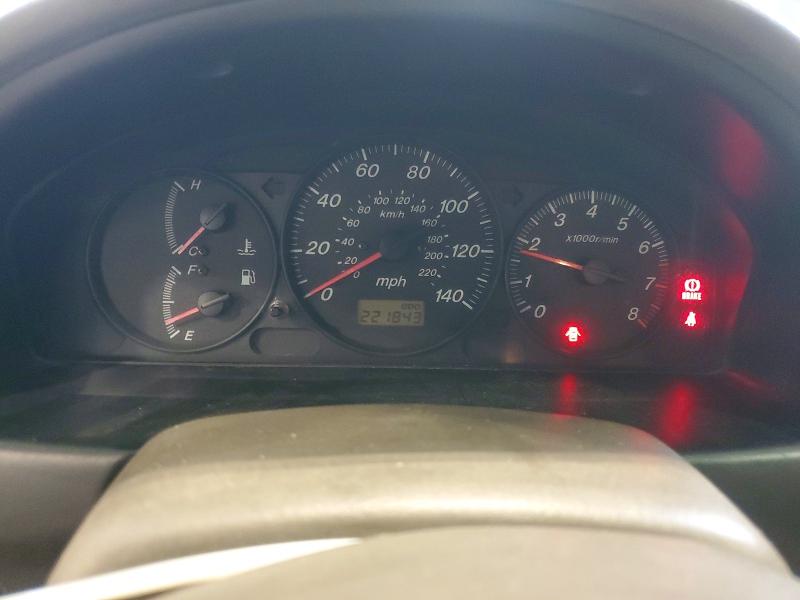 Снимка 9 от търг – 2003 MAZDA PROTEGE с VIN JM1BJ225731209907