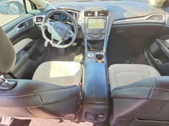 Photo 8 from auction – 2019 FORD FUSION with VIN 3FA6P0HD3KR201297