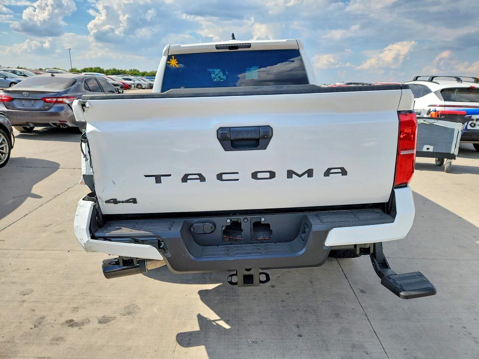 Photo 6 from auction – 2026 TOYOTA TACOMA with VIN 3TMLB5JN9TM267475