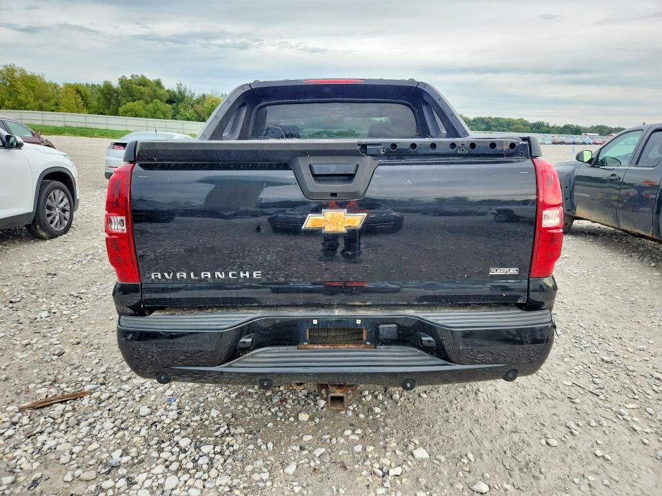 Photo 6 from auction – 2007 CHEVROLET AVALANCHE with VIN 3GNFK12377G166689