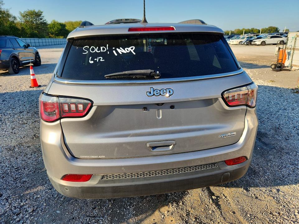 Zdjęcie 6 z aukcji – 2018 JEEP COMPASS z VIN 3C4NJCBB0JT407808