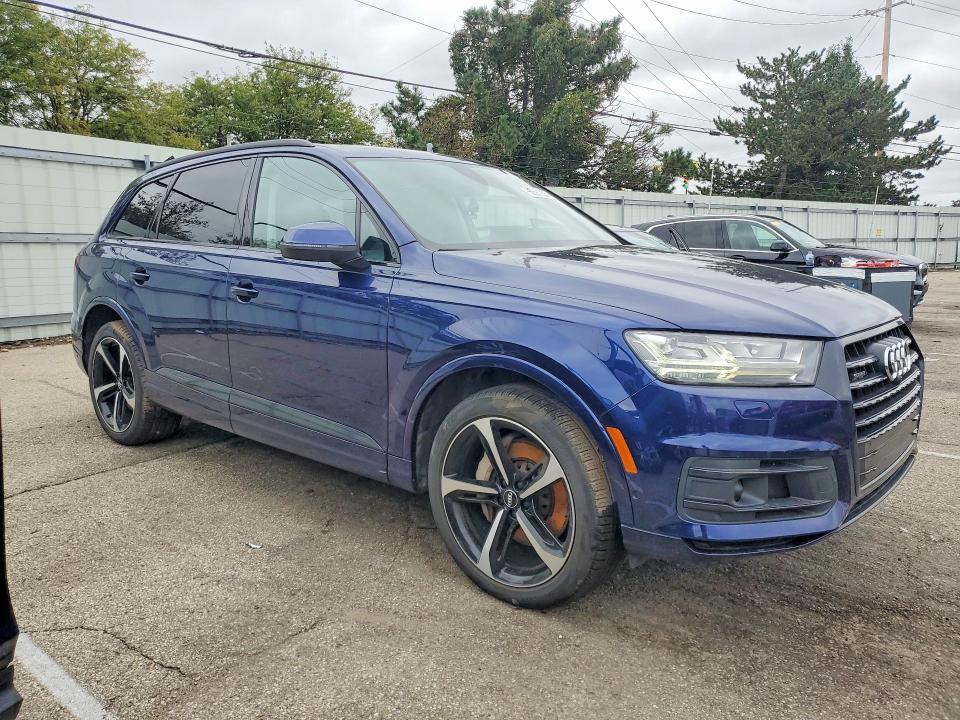 صورة رقم 4 من المزاد - 2019 AUDI Q7 مع VIN WA1VAAF74KD026880