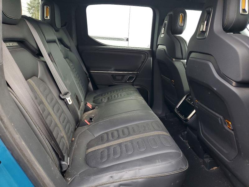 Photo 10 from auction – 2023 RIVIAN R1T with VIN 7FCTGAAA3PN018019