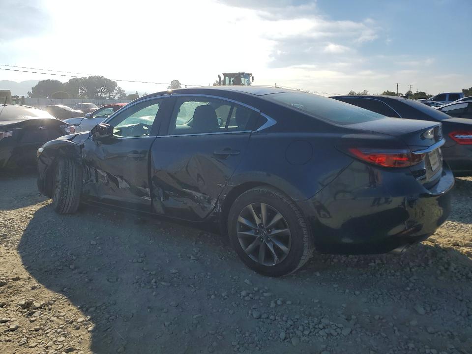 Photo 2 from auction – 2018 MAZDA 6 with VIN JM1GL1UM4J1332494