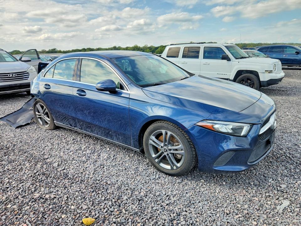 Снимка 4 от търг – 2020 MERCEDES-BENZ A с VIN W1K3G4EB7LJ233680