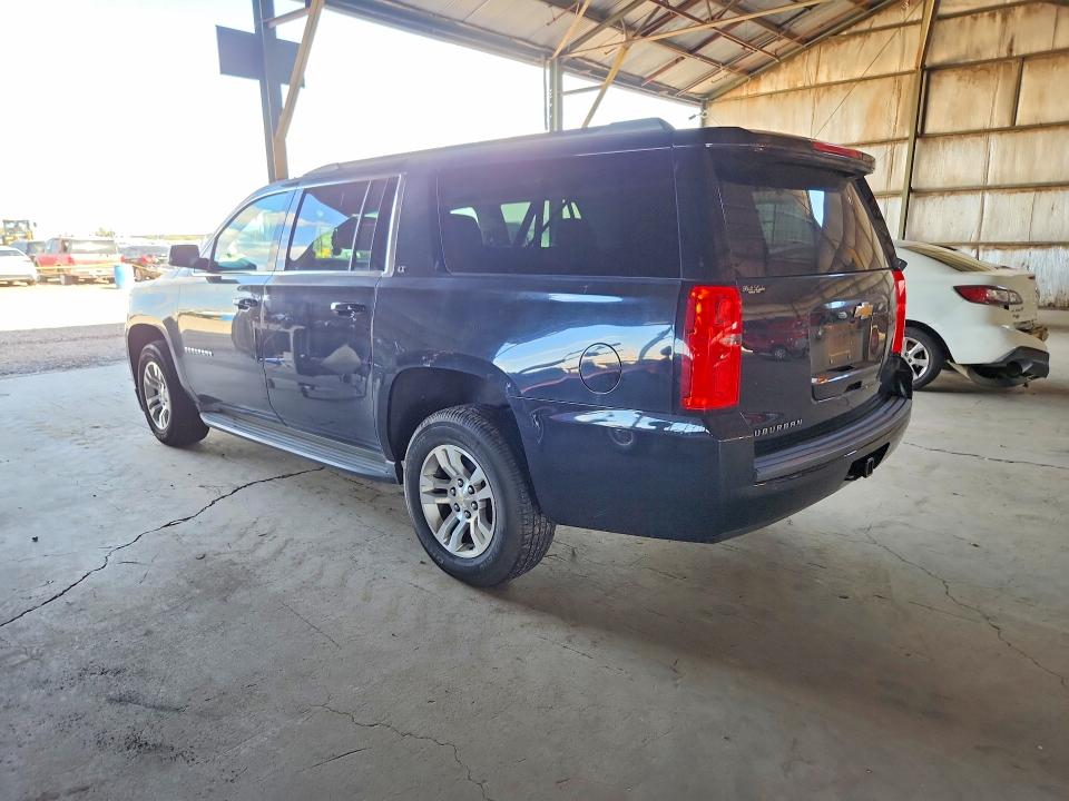 Photo 2 from auction – 2015 CHEVROLET SUBURBAN with VIN 1GNSCJKCXFR582052