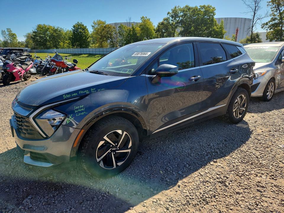 KIA SPORTAGE 2023 with VIN KNDPUCAG7P7016813 - Photo from auction