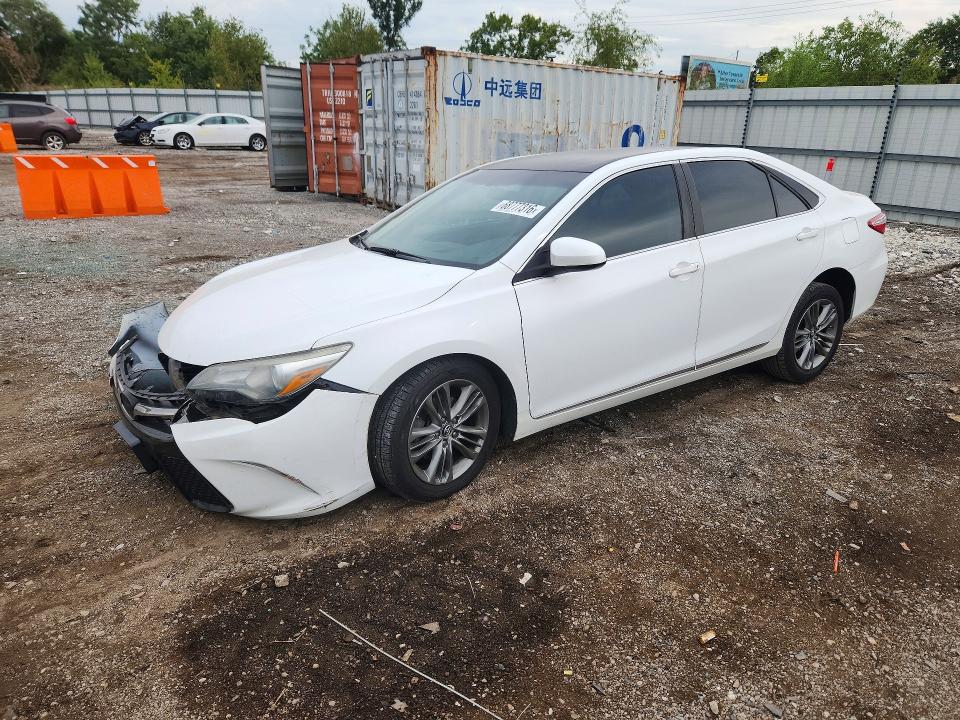 TOYOTA CAMRY 2017 с VIN 4T1BF1FK5HU300817 - Снимка от търг